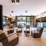 Cad Hotel