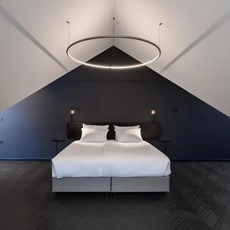 Hotel Cad 4*
