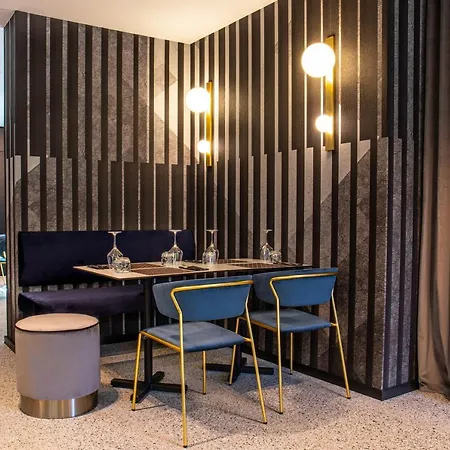 Cad Hotel 4*