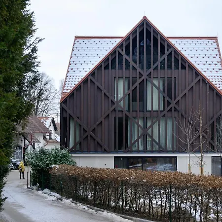 Cad Hotel