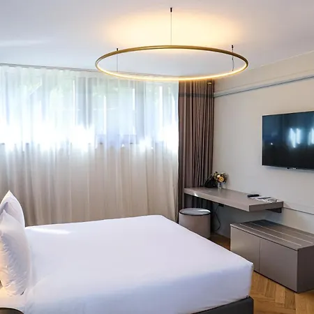 Cad Hotel 4*